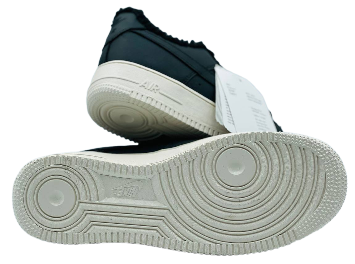 Nike  Air Force 1 Low черно-белые с мехом